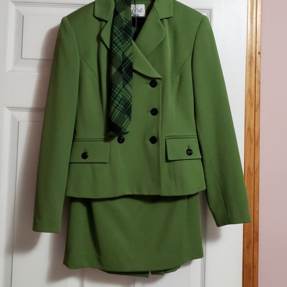 Le Suit Petite Skirt Suit Size 4P - Picture 1 of 3